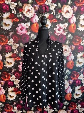 Express Black & White Polka Dot Portofino Button-up, Medium